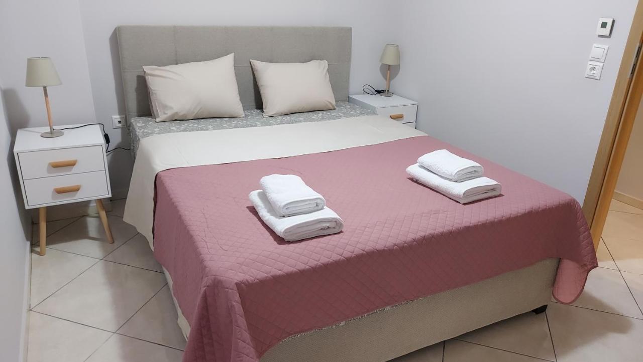 Gianni & Sophia Airport House Apartment Artemida  Exterior photo